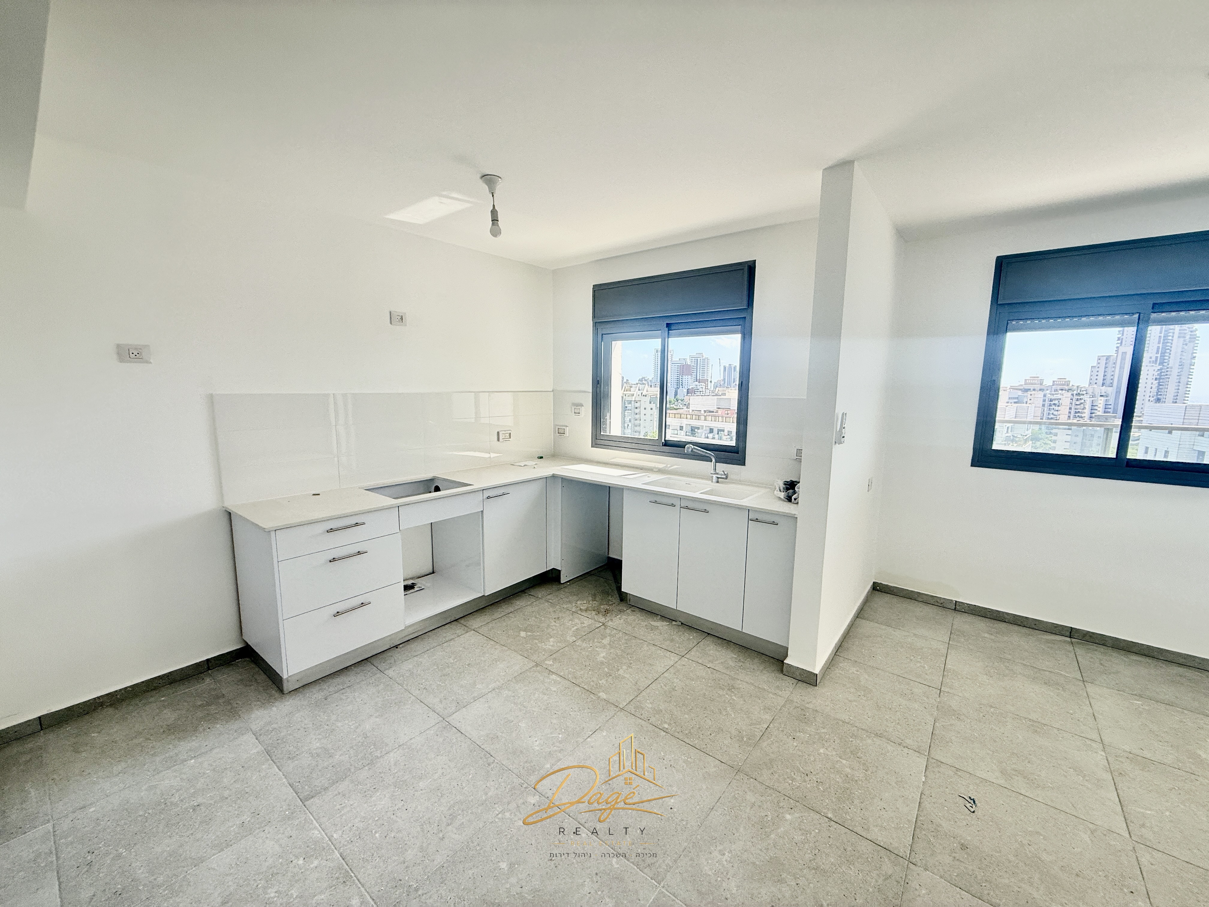 Agam 3 - Immeuble Neuf - 4 Pièces à louer — photo 5