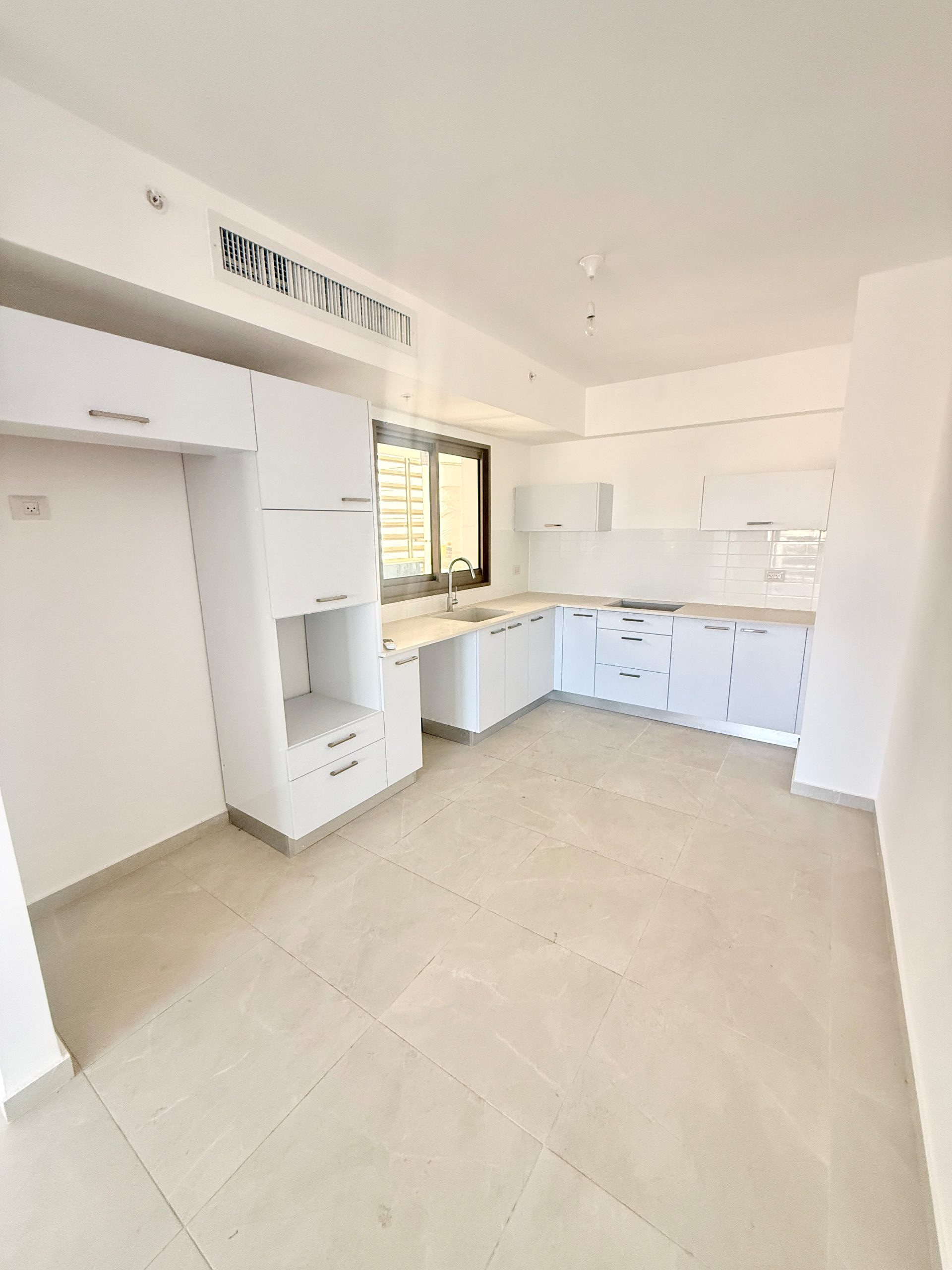Immeuble Neuf - 4 Pièces avec balcon — Vente, Centre Ville, Netanya — photo 3