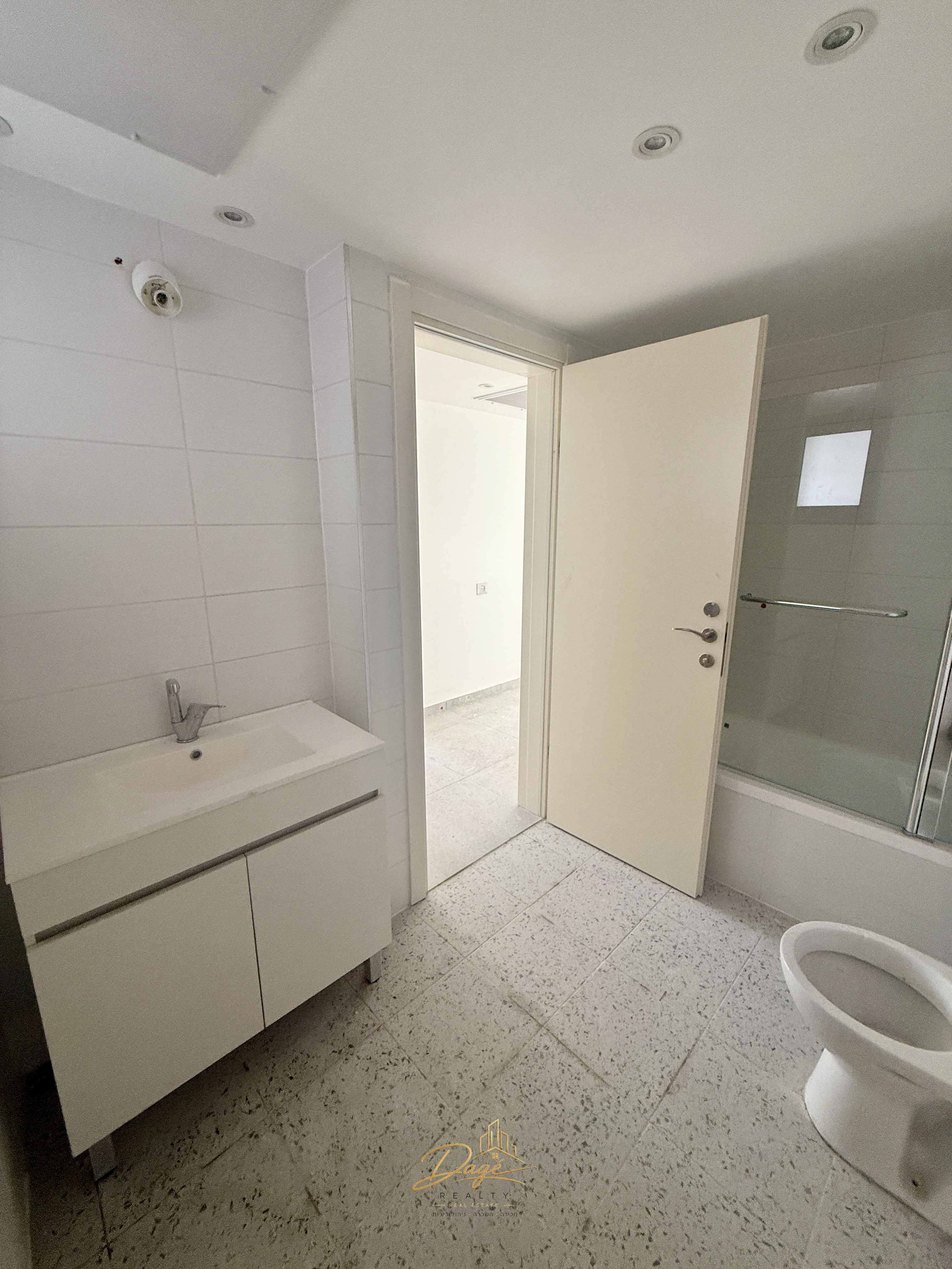 Agam 3 - Immeuble Neuf - 4 Pièces à louer — photo 10