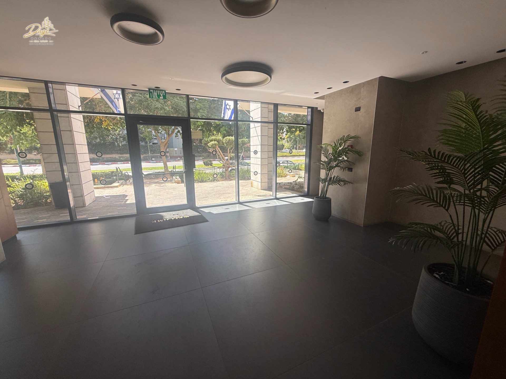 Agamim - Duplex penthouse de 130m2 avec 110m2 de terrasse — Vente, Agamim, Netanya — photo 16