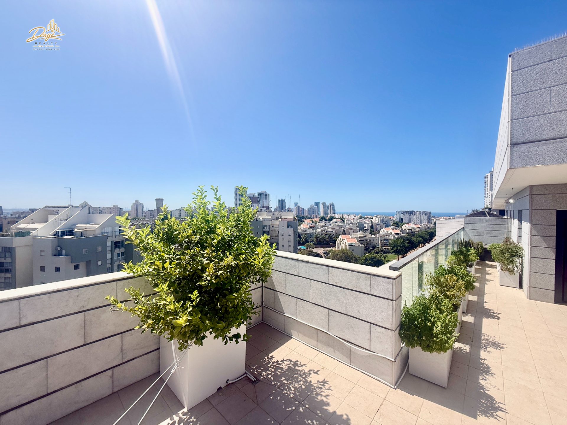 Agamim - Duplex penthouse de 130m2 avec 110m2 de terrasse — Vente, Agamim, Netanya — photo 3