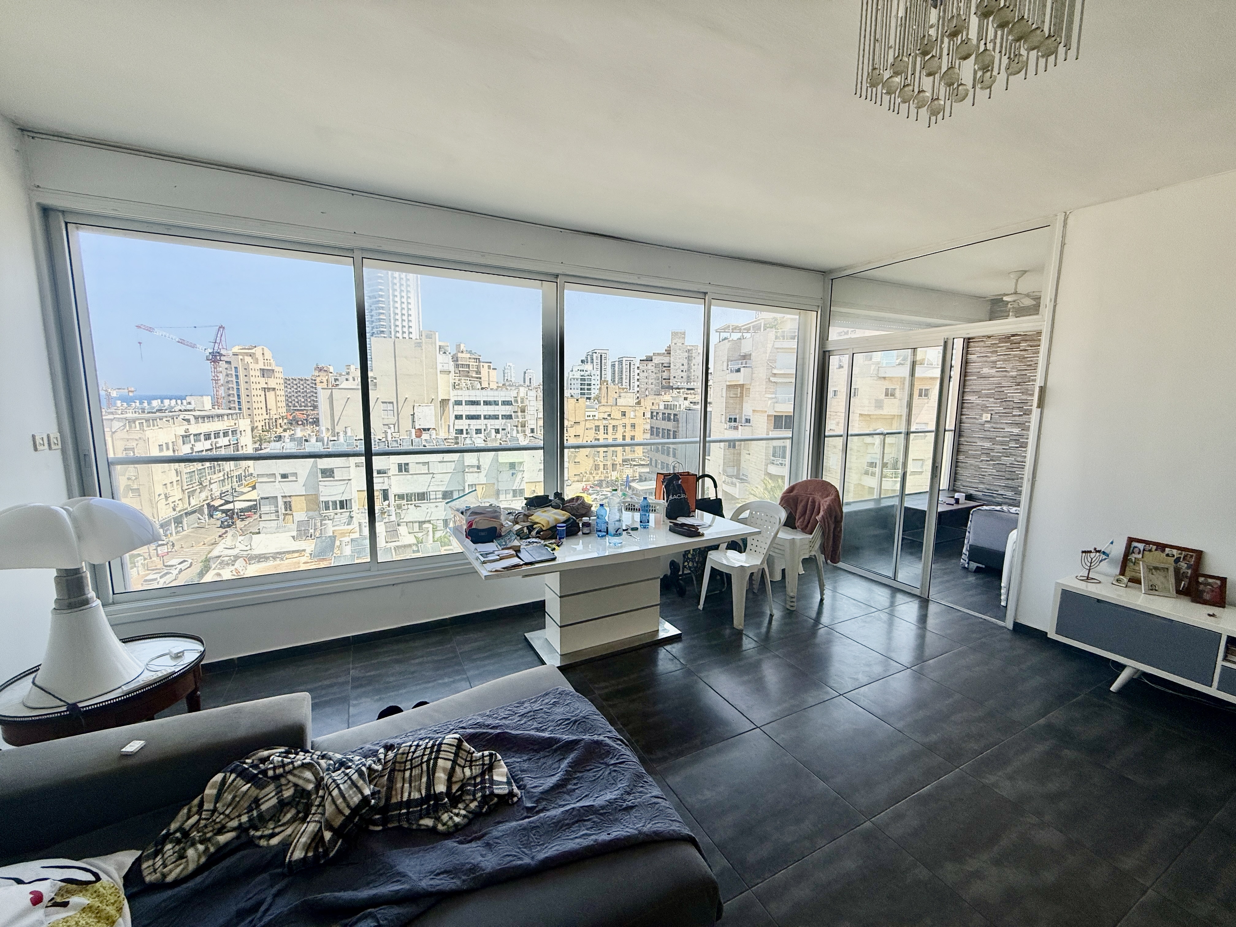 4 Pièces avec balcon intérieur  — Proche plage & kikar — Netanya